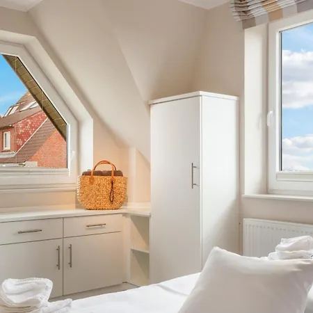 Duenenhuus West * Juist